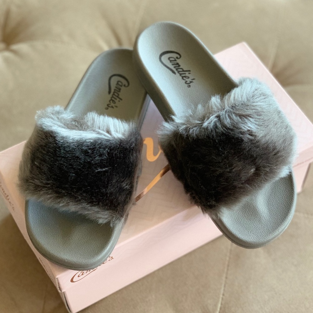 CANDIE’S FURY SLIDES - GRAY - New w/ box - Picture 2 of 6